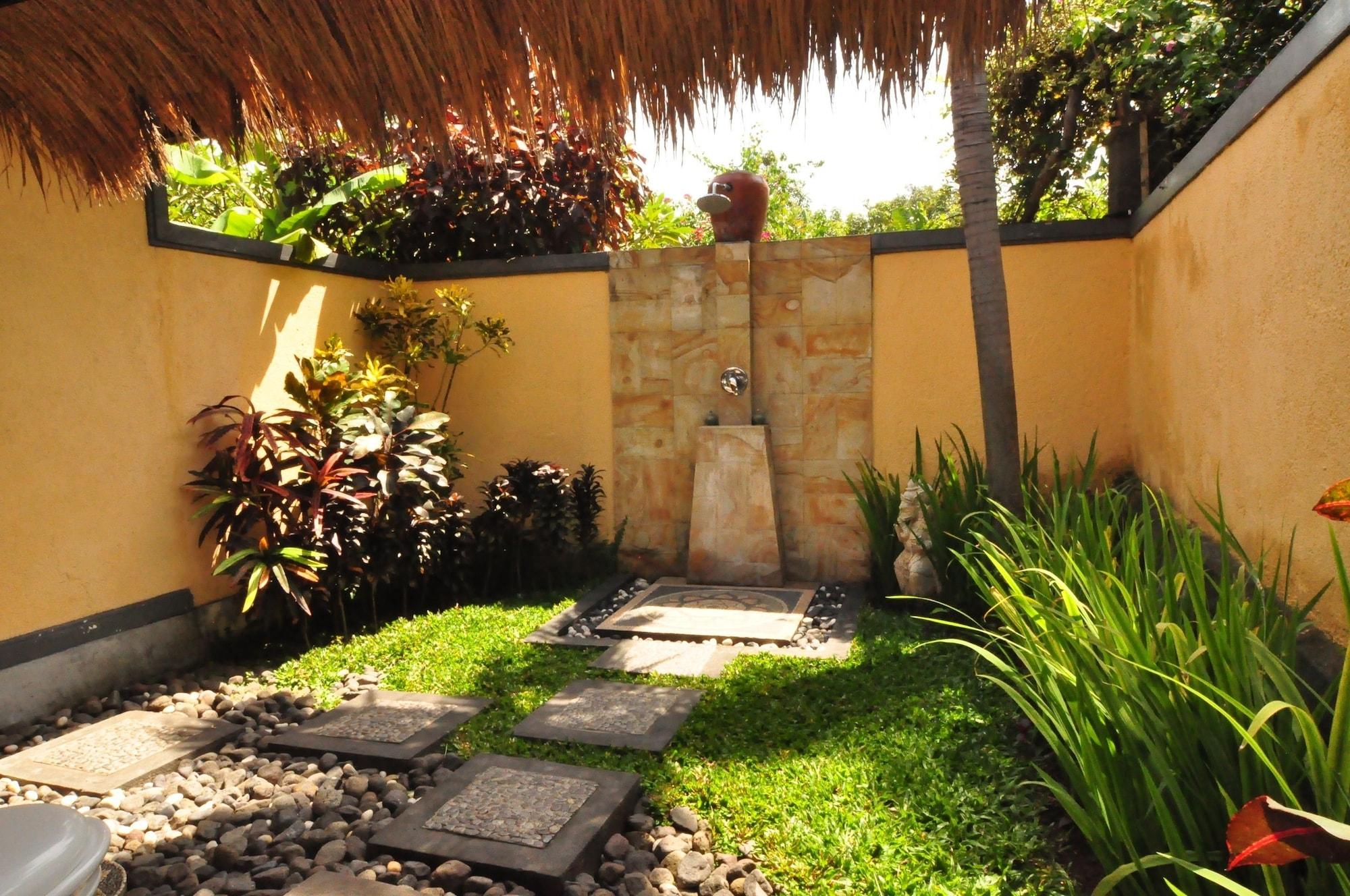 Puri Mangga Sea View Resort&Spa Lovina  Bagian luar foto
